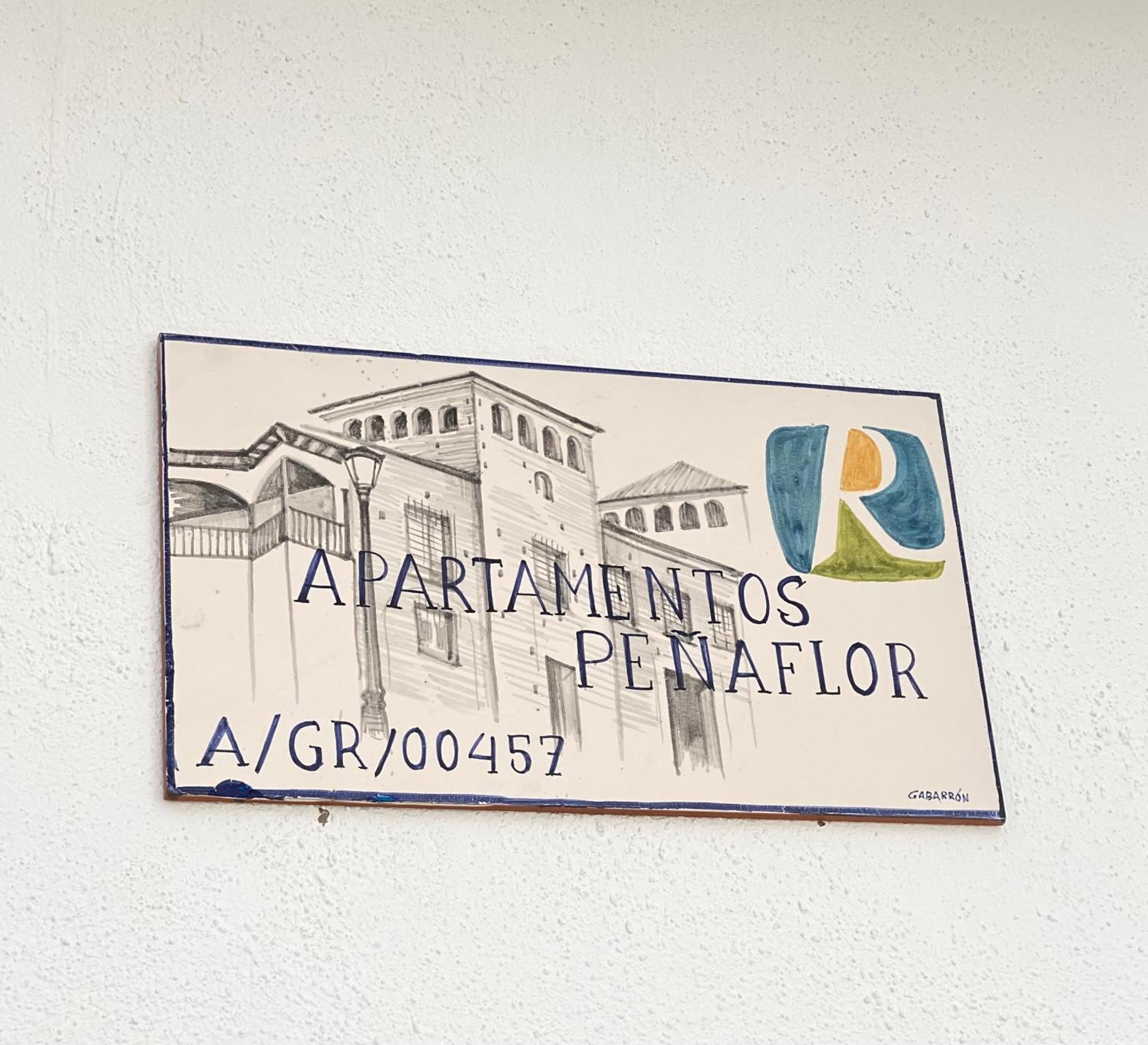 Apartamentos Penaflor Guadix Buitenkant foto