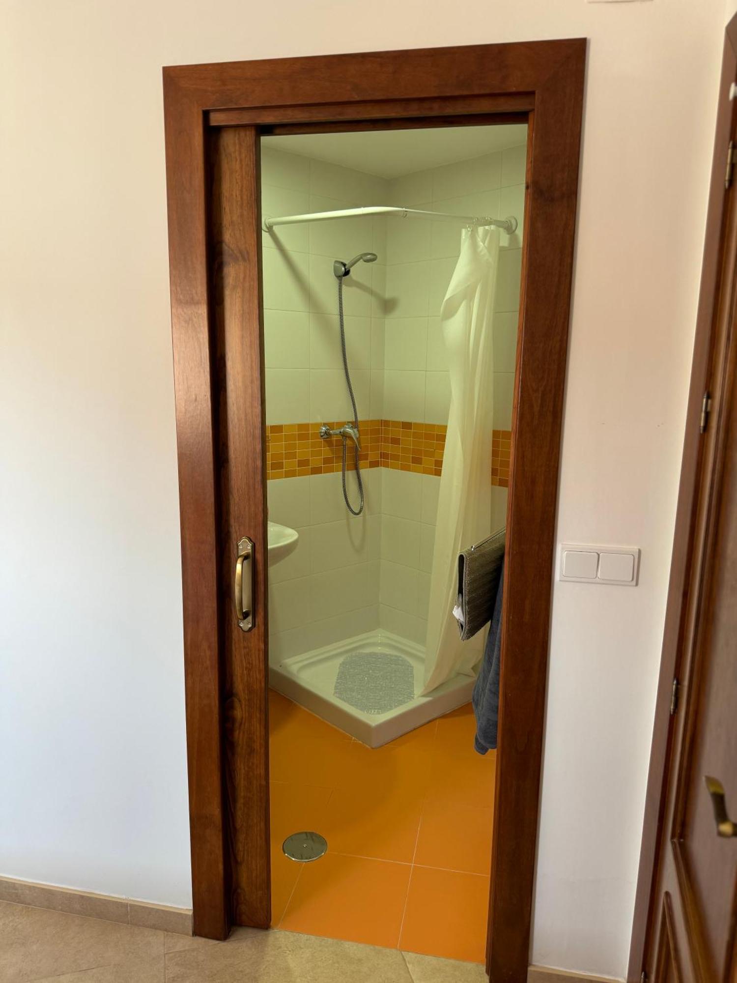Apartamentos Penaflor Guadix Buitenkant foto