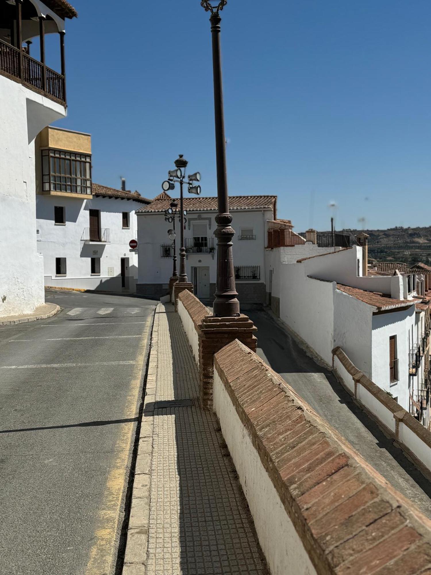 Apartamentos Penaflor Guadix Buitenkant foto