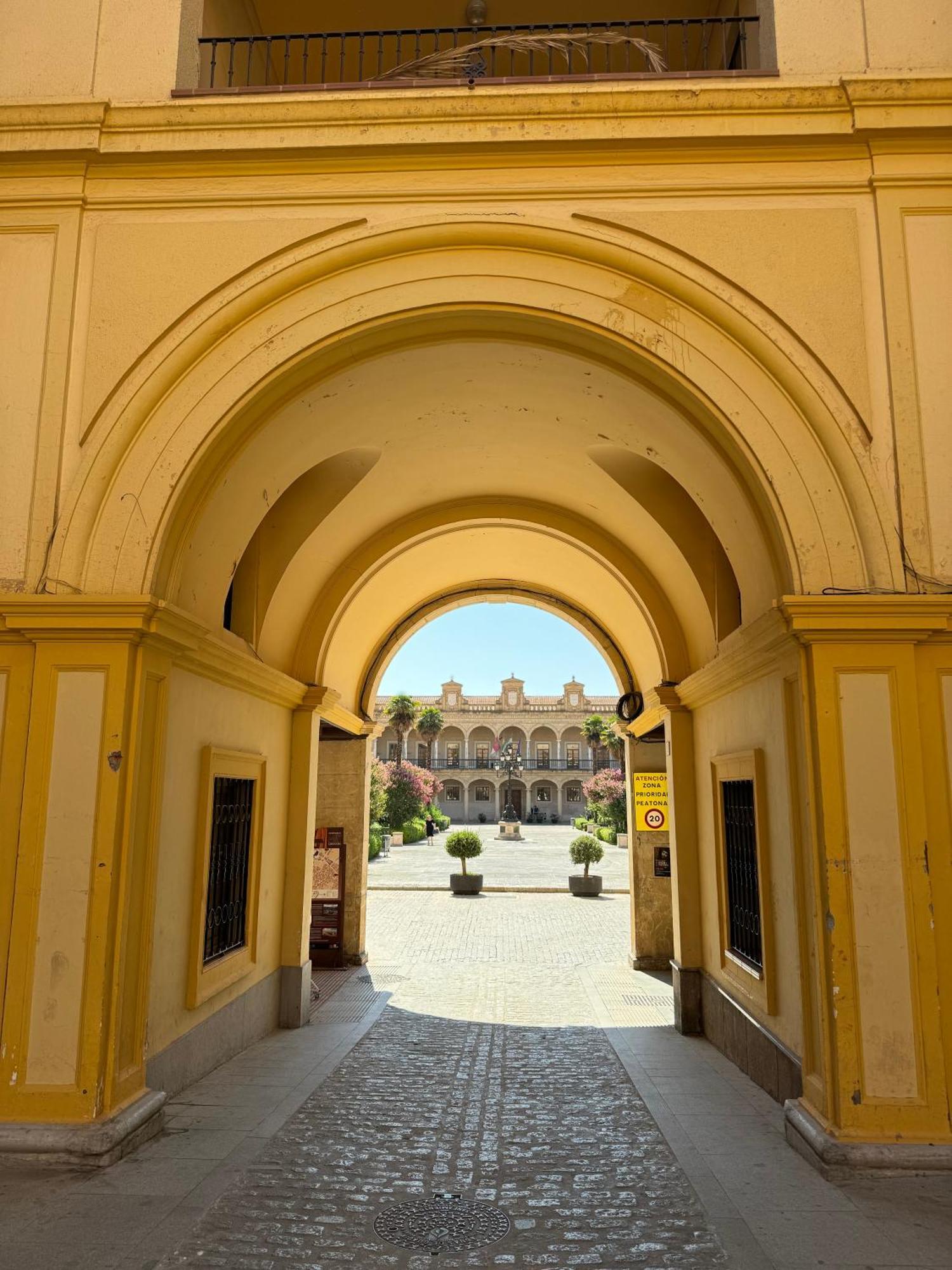 Apartamentos Penaflor Guadix Buitenkant foto